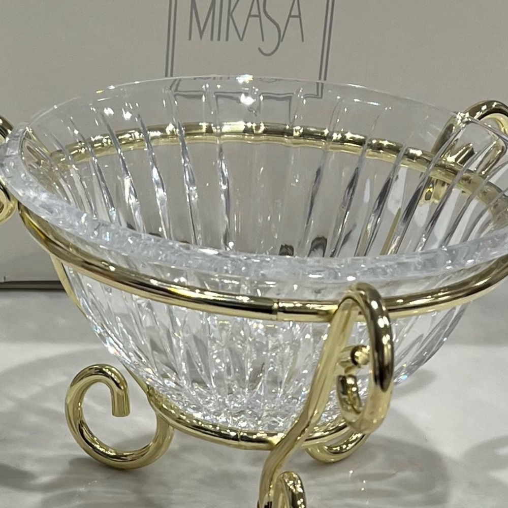 Mikasa Tiara Gold Stand Bowl and Stand